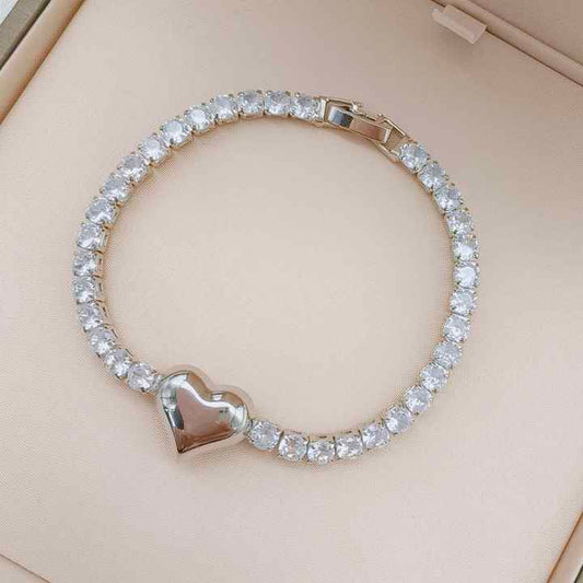Elegant Heart Bracelet  🎀💖
